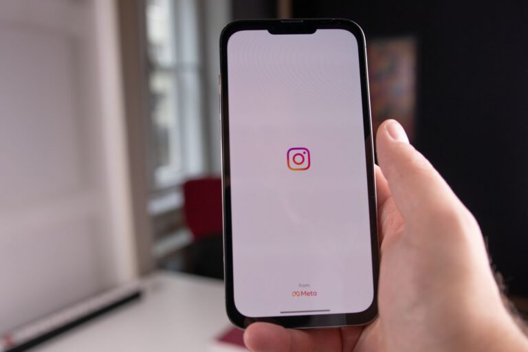 Instagram και Facebook στο μέλλον υπό αίρεση μετά τη δίκη για την προστασία των παιδιών