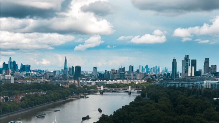 Πρόσωπο υψηλόβαθμου στελέχους της Thames Water