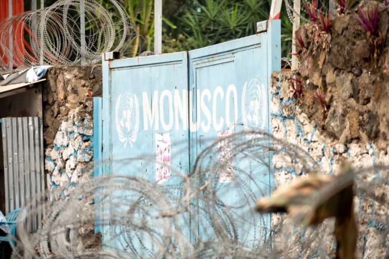 Η επιδημία Έμπολα στο Κονγκό γίνεται η πιο θανατηφόρα στην ιστορία με 2.325 θανάτους