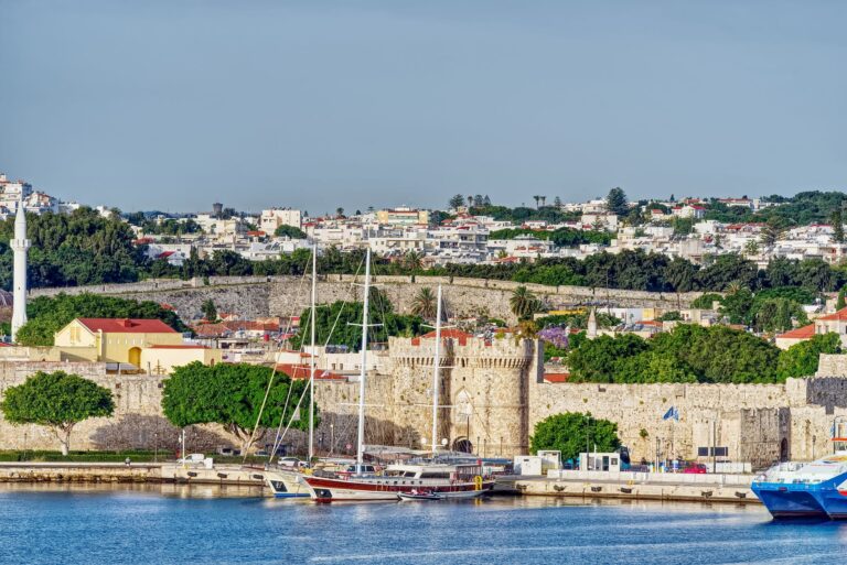 ΔΕΗ και Project PARALIES: Πέντε χρόνια κοινής δράσης για την προστασία των ελληνικών ακτών – Η Ρόδος ο νέος σταθμός
