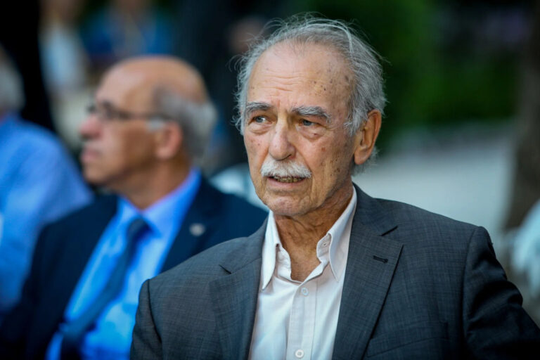 Πέθανε ο Σπύρος Χαλβατζής, ιστορικό στέλεχος του ΚΚΕ, σε ηλικία 79 ετών