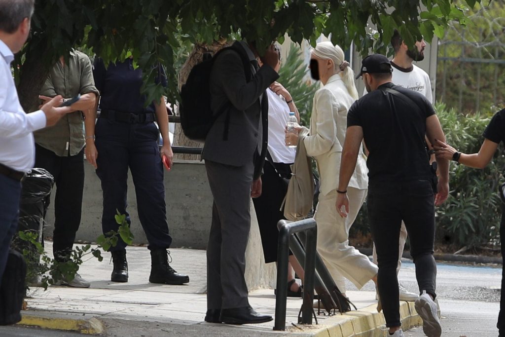 Θάνατος Μαζωνάκη: Προφυλακιστέοι οι δύο γιατροί μετά από απολογία 17-18 ωρών