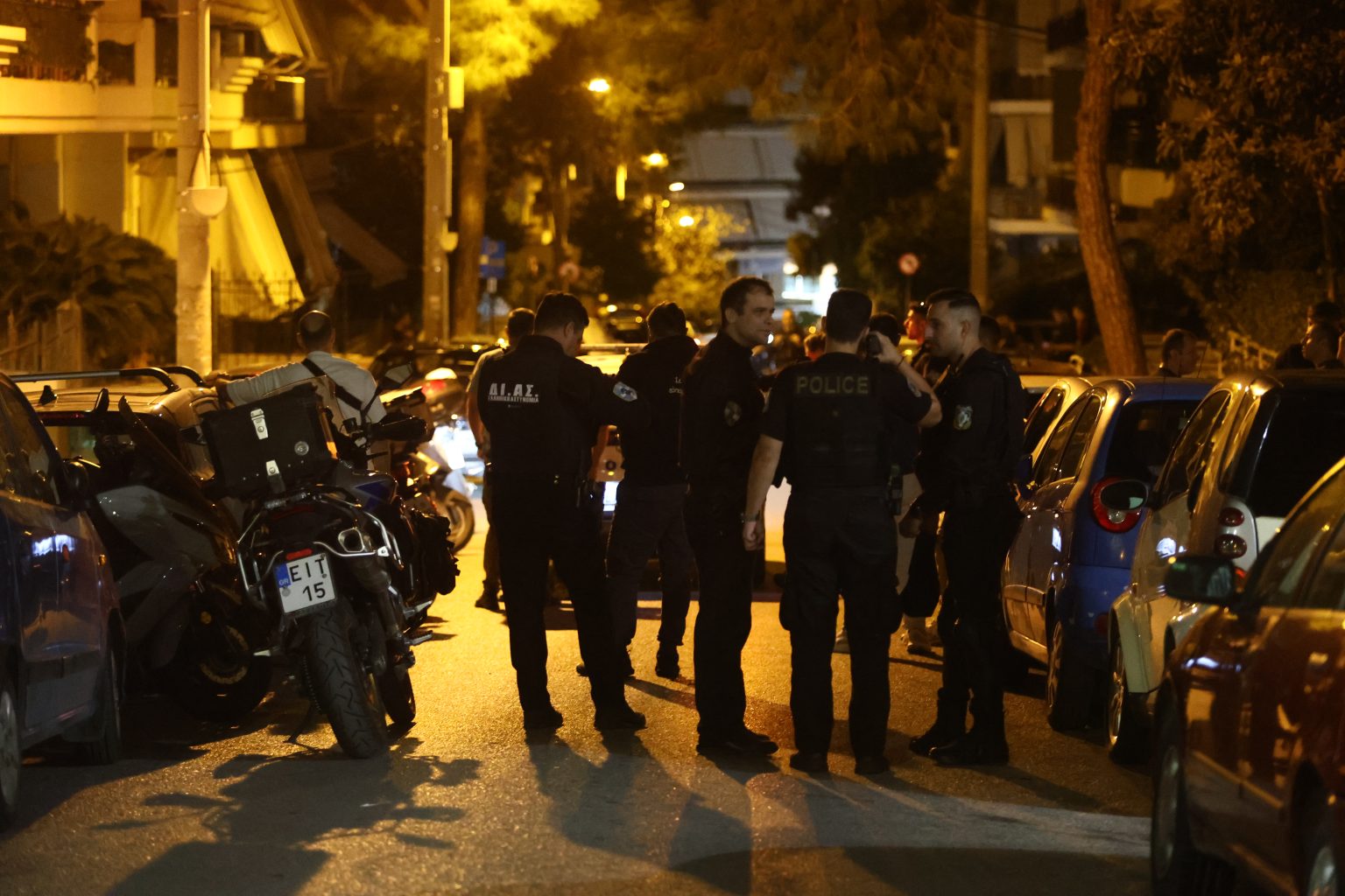 Έληξε η ομηρία στη Νίκαια — Ασφαλής η γυναίκα, συνελήφθη ο 49χρονος