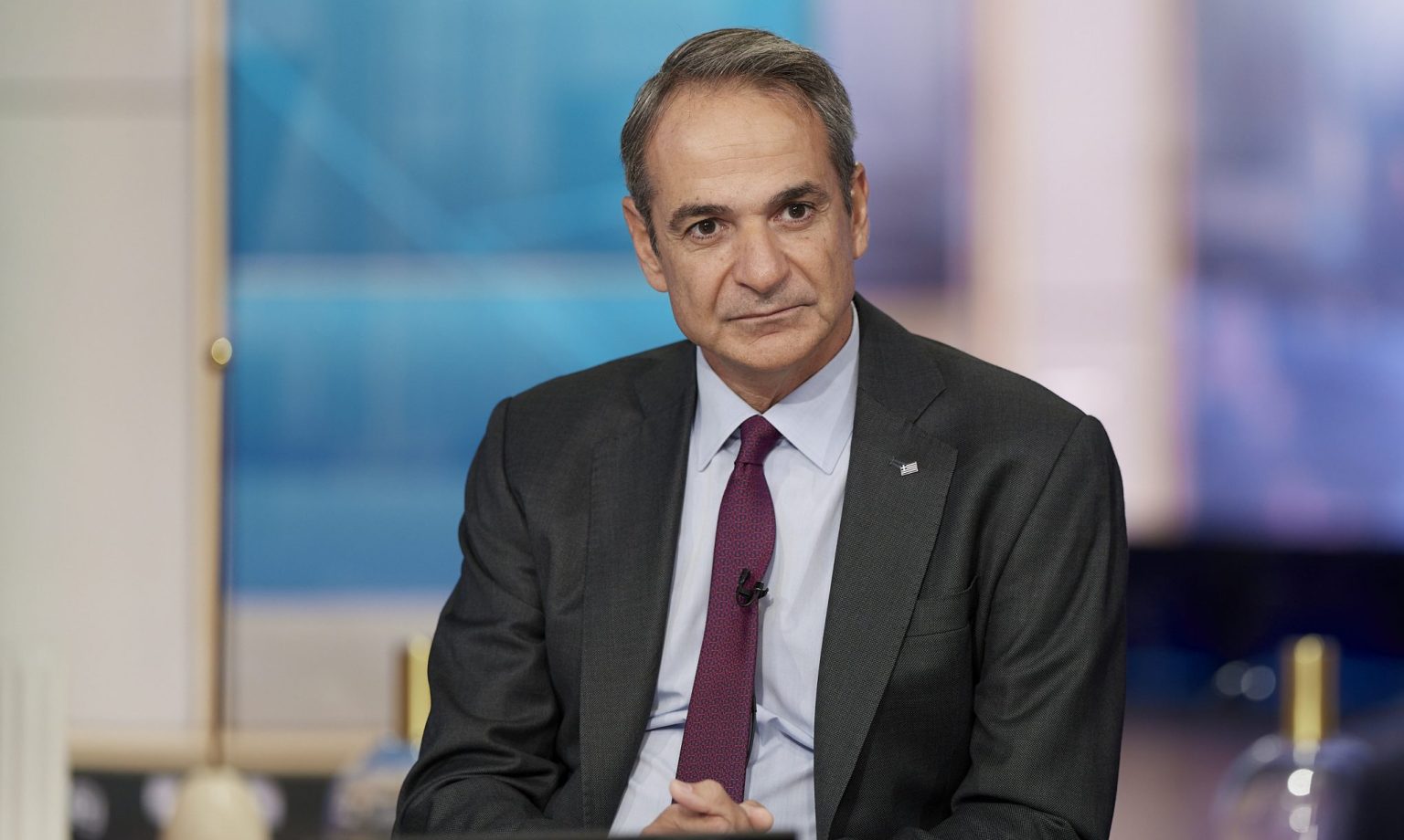Ο Μητσοτάκης για τα 37 χρόνια από τη δολοφονία Μπακογιάννη: «Βαδίζουμε στα βήματά του»