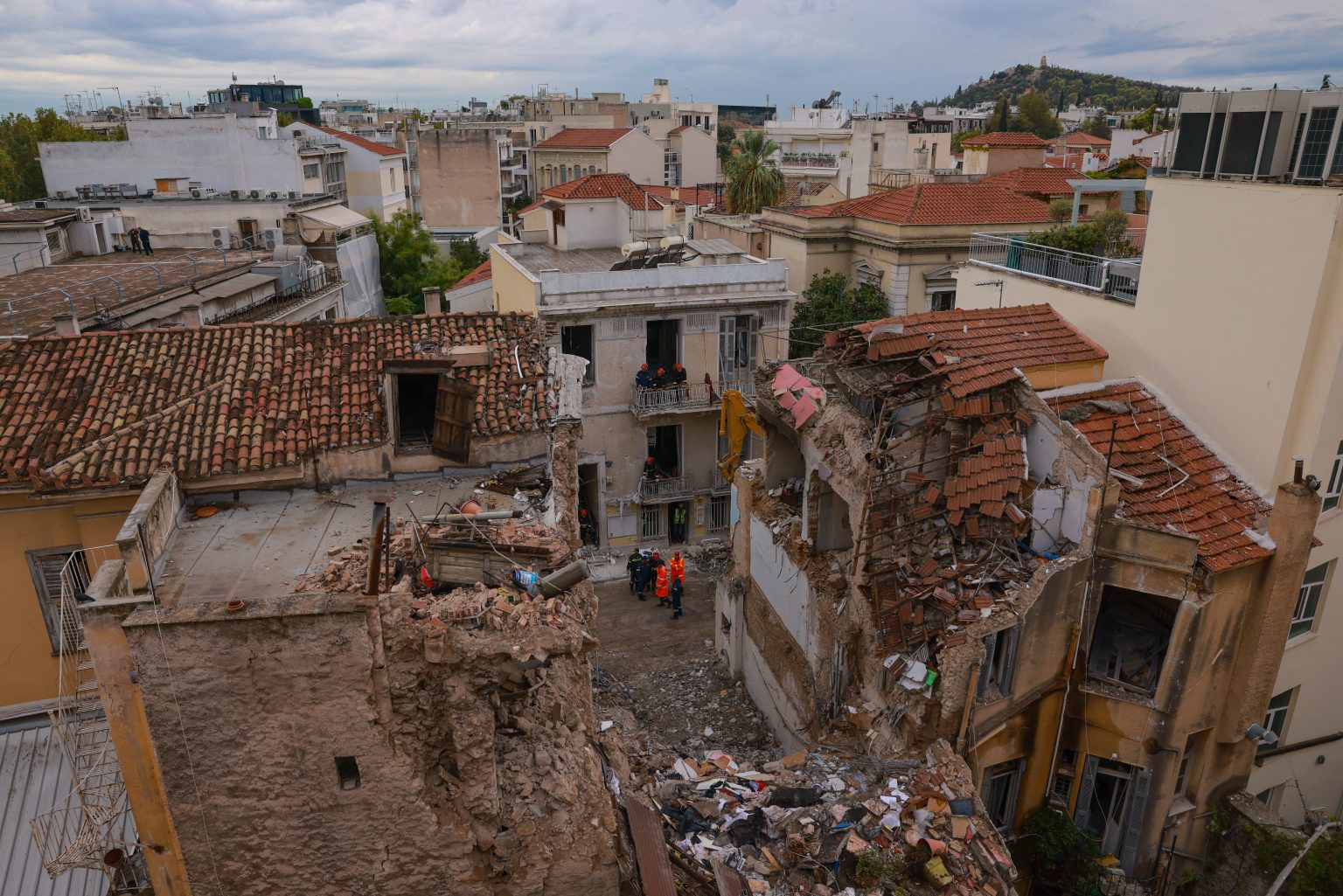 Πλάκα: Στους τέσσερις οι νεκροί από την έκρηξη
