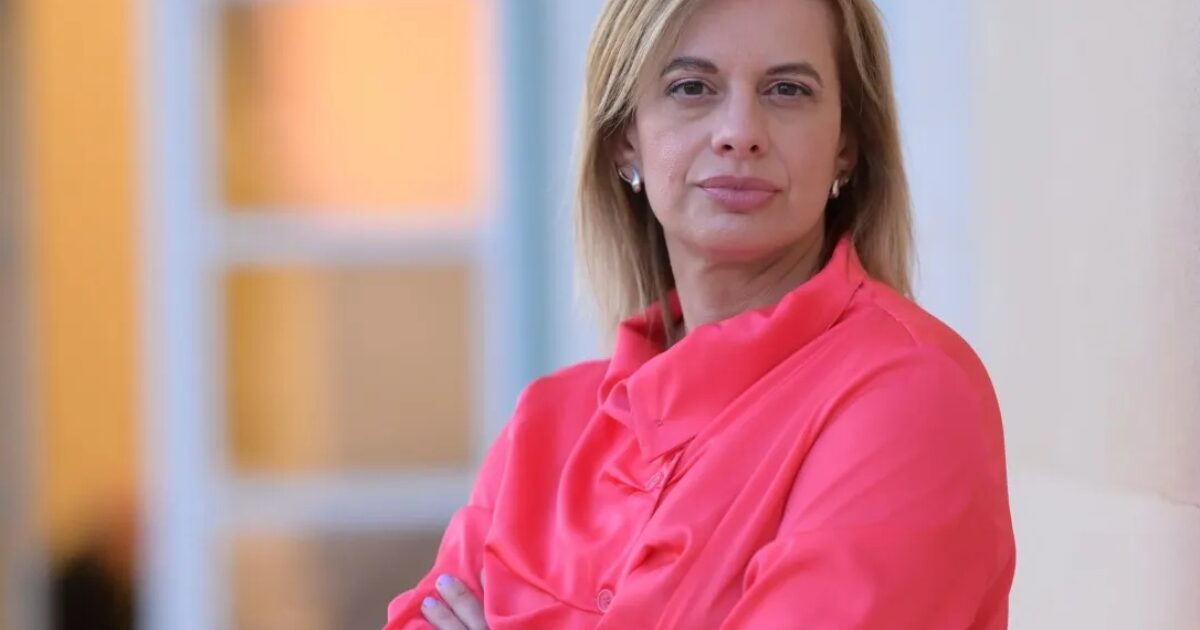 Παραιτήθηκε από το ΠΑΣΟΚ η Ρόζα Βρεττού με αιχμές κατά του Ανδρουλάκη