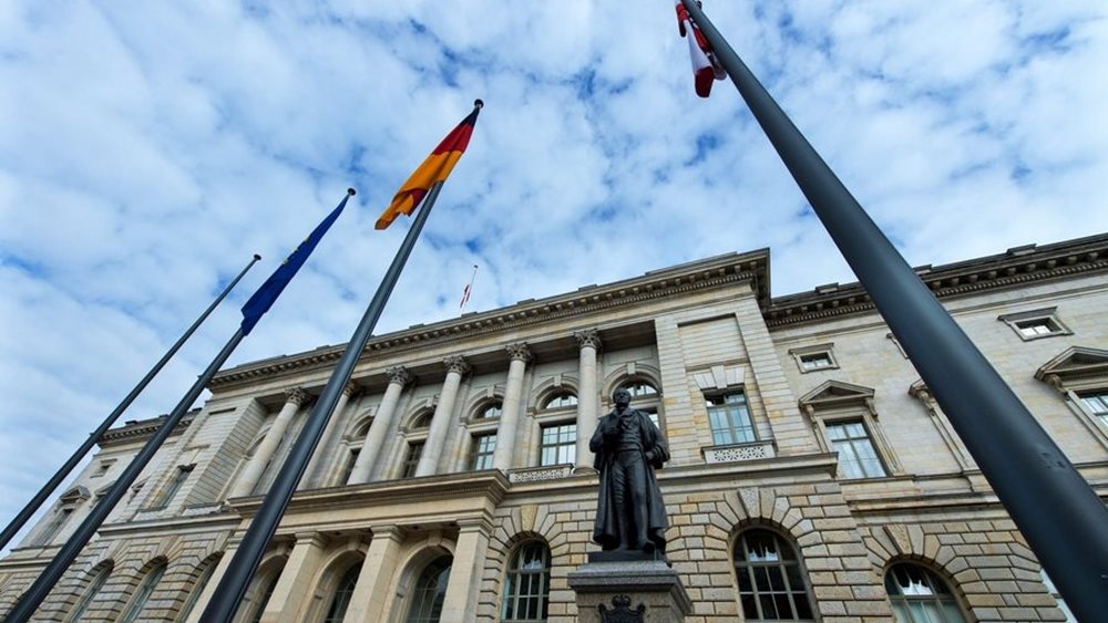 Βερολίνο: Αντιδράσεις για την παρουσία επικεφαλής συμμορίας στο πάρτι της Αριστεράς