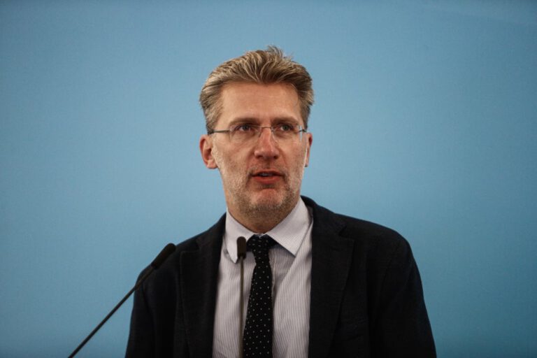 Σκέρτσος: Η Ελλάδα 17η στην ΕΕ σε μισθούς, πάνω από Πορτογαλία