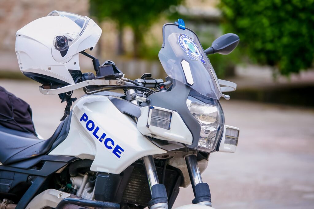 Καισαριανή: Συνελήφθη 48χρονος που φέρεται να επιτέθηκε σε τροχαίους