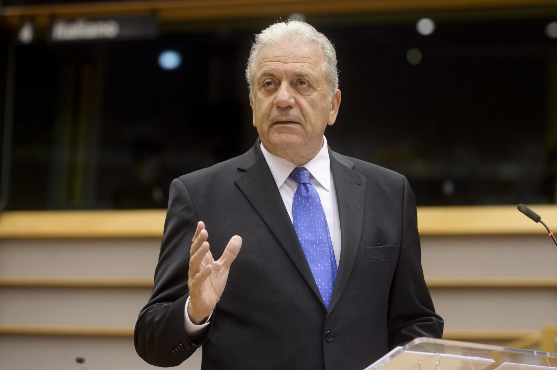 Ανακλήθηκε από το Βέλγιο το ένταλμα σύλληψης για τον Αβραμόπουλο