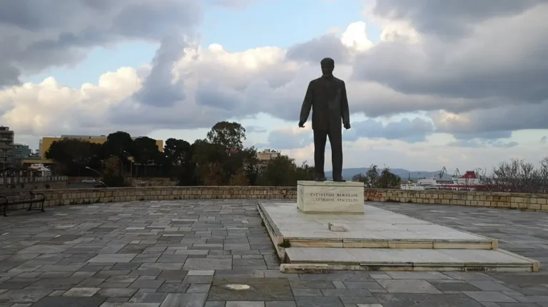 Ηράκλειο: 54χρονος σε κρίσιμη κατάσταση μετά από πτώση από τα Ενετικά Τείχη