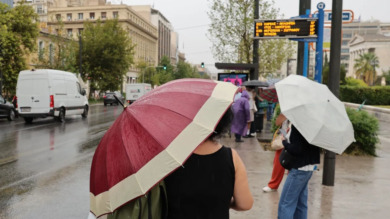 Έκτακτο δελτίο ΕΜΥ: Βροχές και χαλάζι έως την Κυριακή το μεσημέρι