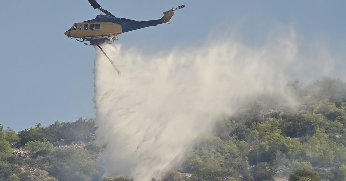 Φωτιά στην Πελασγία Φθιώτιδας με 35 πυροσβέστες και 5 εναέρια μέσα