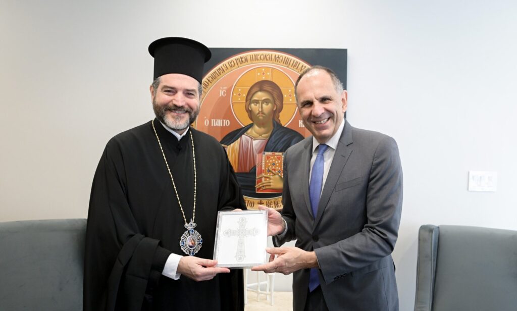 Στο Τορόντο ο Γεραπετρίτης — Συνάντηση με τον νέο Αρχιεπίσκοπο Καναδά Απόστολο
