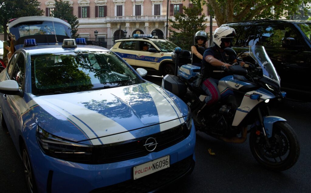 Ιταλία: Έφοδοι κατά μελών νεοφασιστικών οργανώσεων — 17 άτομα, εκ των οποίων 14 ανήλικοι