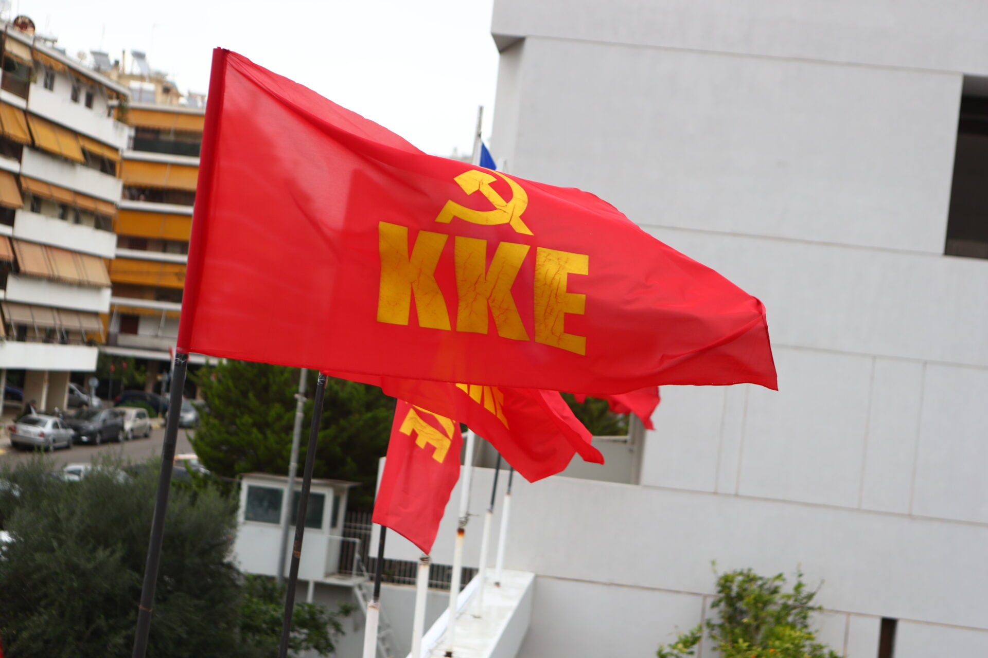 ΚΚΕ: «Κάλπικος καβγάς» κυβέρνησης, ΠΑΣΟΚ και κόμματος Τσίπρα