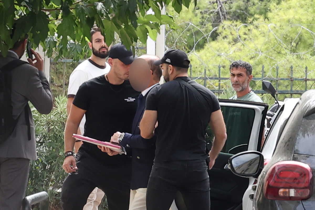 Υπόθεση Μαζωνάκη: Ο προφυλακισμένος γιατρός «πουλούσε» τεχνογνωσία σε συναδέλφους