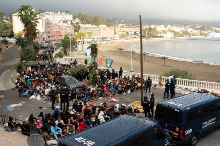 ΕΕ: Η κρίση στη Θέουτα ενισχύει την ακροδεξιά παρά τη μείωση των αφίξεων