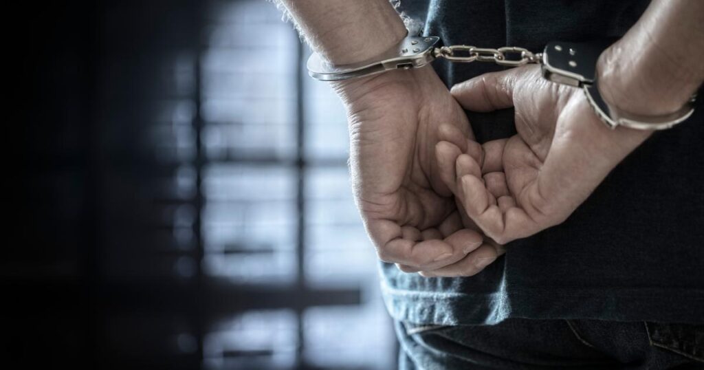 Άγιος Νικόλαος: Συνελήφθη 32χρονος με ναρκωτικά και πυροτεχνήματα
