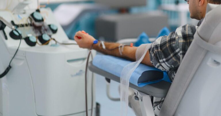 Έρευνες για πλασμαφαιρέσεις στην Κύπρο: μηχανήματα ιατρικών κέντρων υπό έλεγχο
