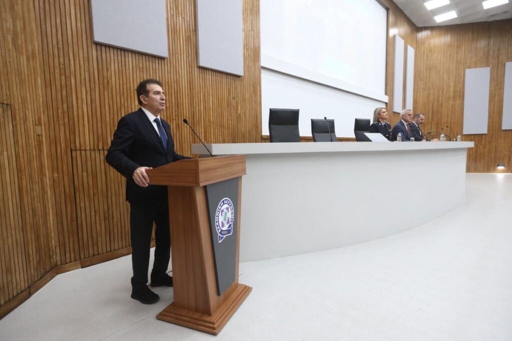 Χρυσοχοΐδης: Το μίσος δεν αποτέλεσε ποτέ εργαλείο ανάπτυξης και ευημερίας