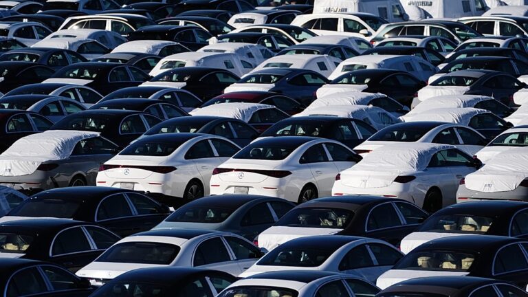 Η Mercedes-Benz μειώνει τις προβλέψεις κερδοφορίας για το 2026 λόγω Κίνας