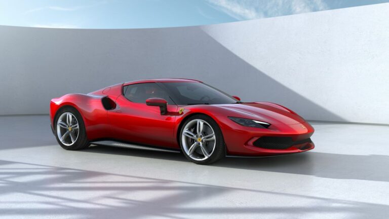 Η Ferrari ετοιμάζει τη 296 Challenge Stradale, την έκδοση δρόμου του αγωνιστικού μοντέλου της