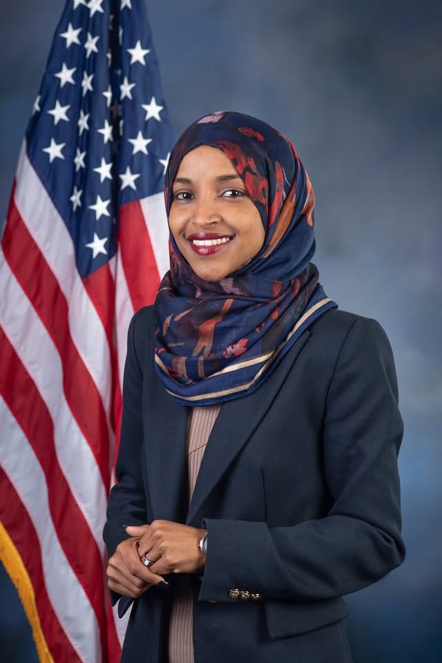 Έγγραφο του DOJ αναφέρει την Ilhan Omar ως «Ilhan Nur Said Elmi»
