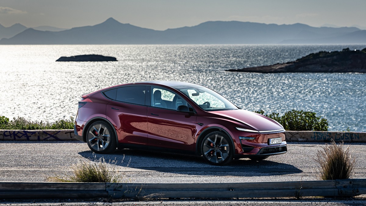 Tesla Model Y: 40.990 ευρώ στην Ελλάδα, 44.800 στην Τουρκία