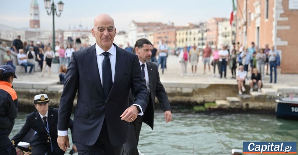 Δένδιας: Καμία γυναίκα μόνη στη μάχη, νέο ιατρείο για γυναίκες του στρατού