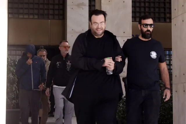 Υπόθεση Καμπούρη: Ερευνάται και η φοροδιαφυγή – Απολογία την Κυριακή και καταθέσεις γνωστών καλλιτεχνών