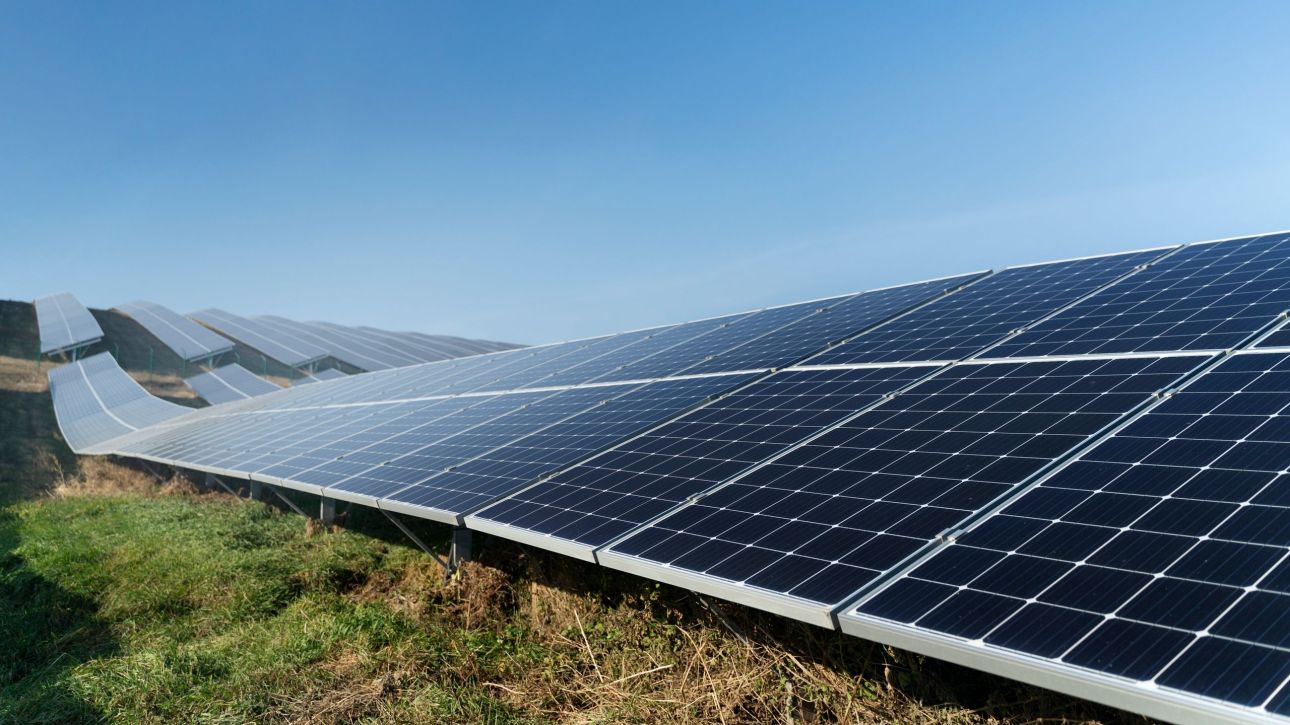 Masdar: Εξαγορά από τη Lightsource bp φωτοβολταϊκού έργου άνω των 550 MW