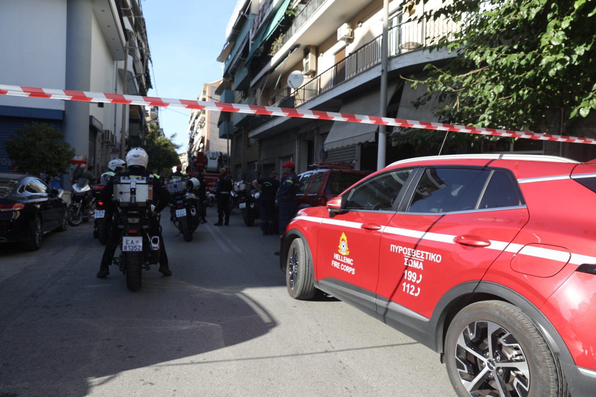 Έκρηξη σε κτίριο στον Κολωνό: Τέσσερις τραυματίες