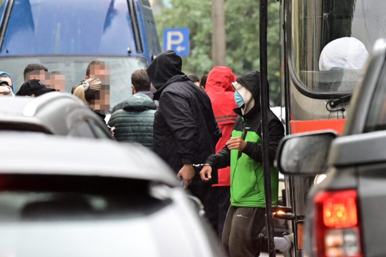 Υπόθεση «Χωριάτικο»: Τρεις προφυλακίσεις και τέσσερις ελεύθεροι με περιοριστικούς όρους