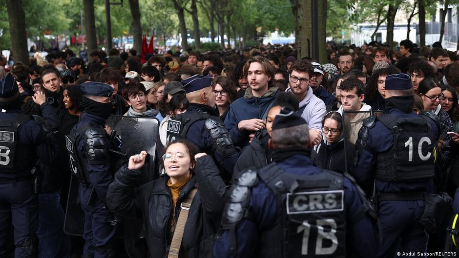 Γαλλία: 70.000 αστυνομικοί ενόψει νέων διαδηλώσεων μετά τις ταραχές