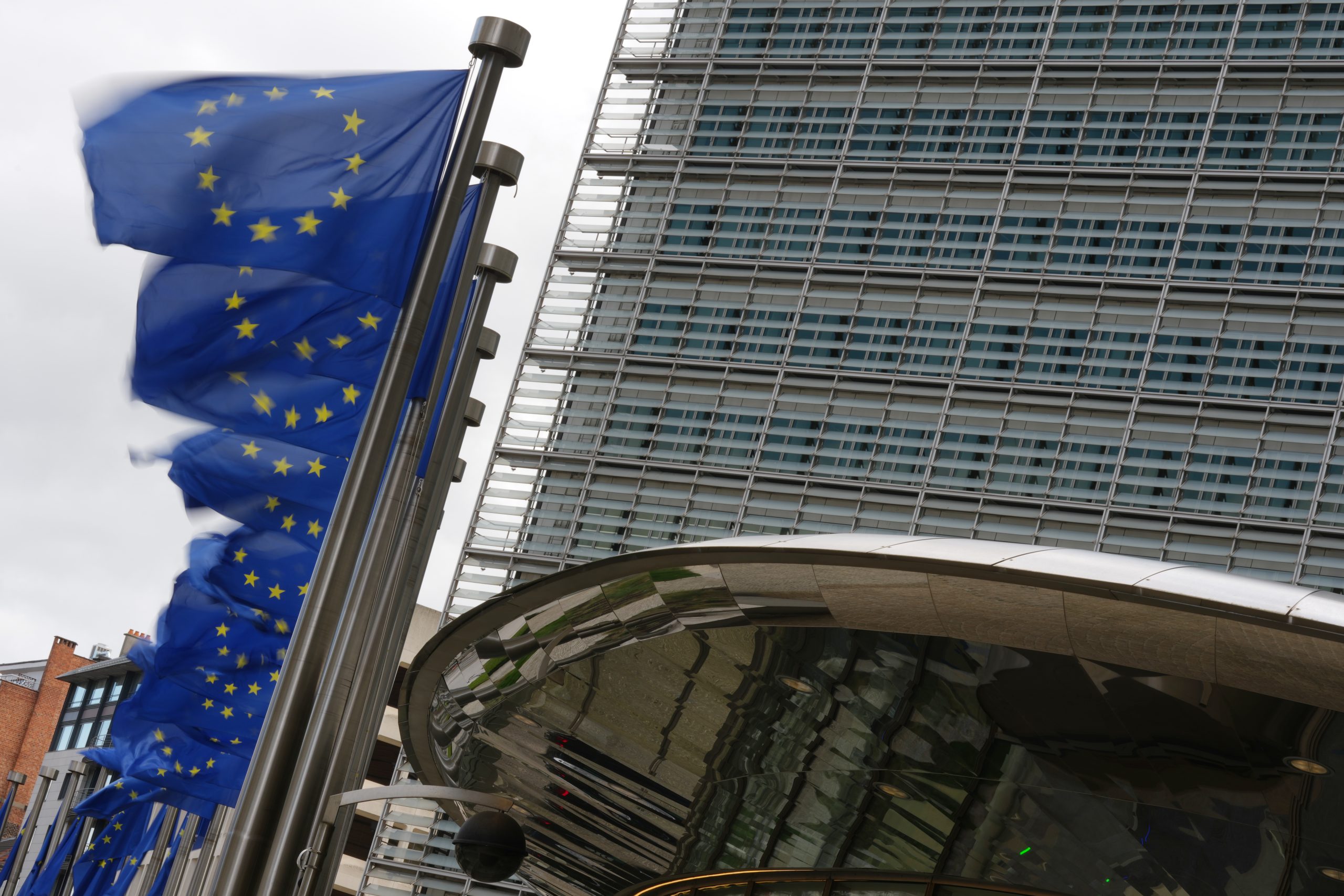 Η Ιρλανδική Προεδρία προτείνει περικοπές 141 δισ. ευρώ στον προϋπολογισμό της ΕΕ
