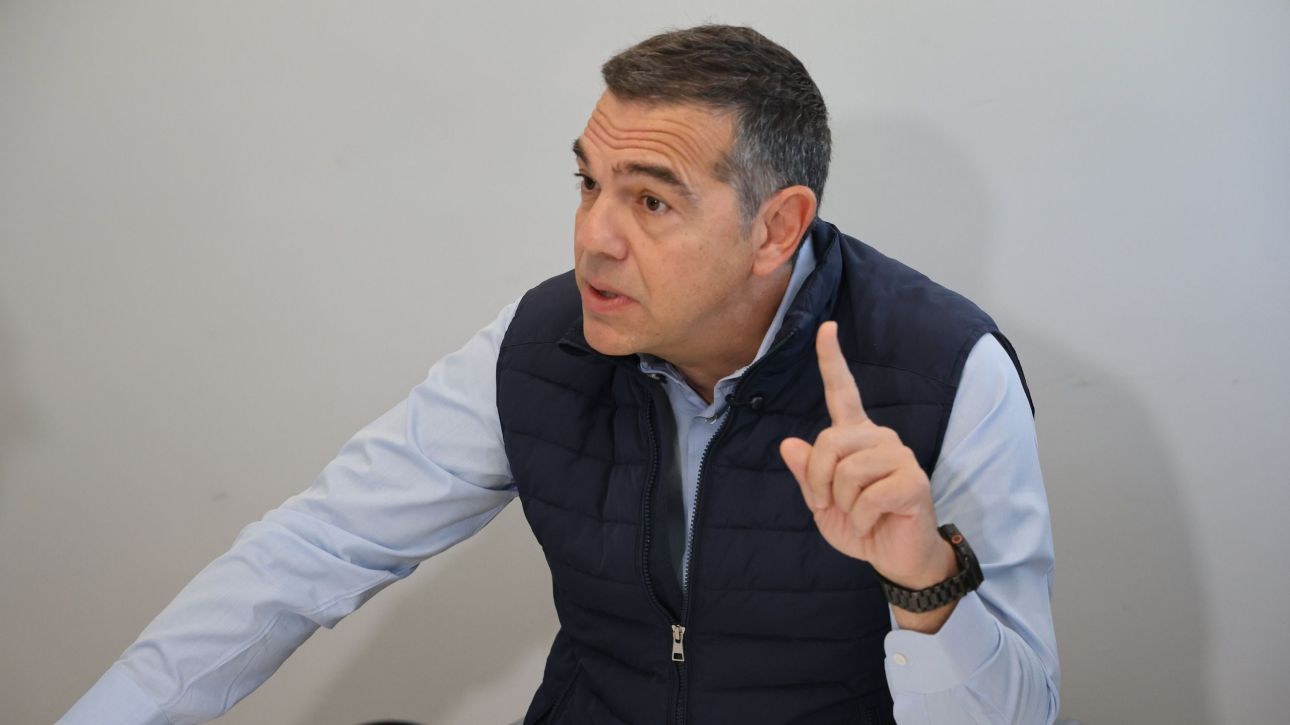 Ο Τσίπρας στη Γκράβα: Κλειστό τρεις εβδομάδες σχολείο και πολιτική κριτική