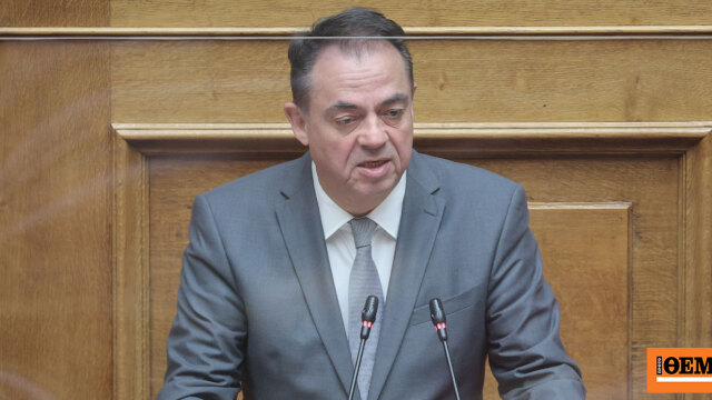 Ο Κωνσταντόπουλος διαψεύδει την υβριστική επίθεση κατά της Παπαδοπούλου