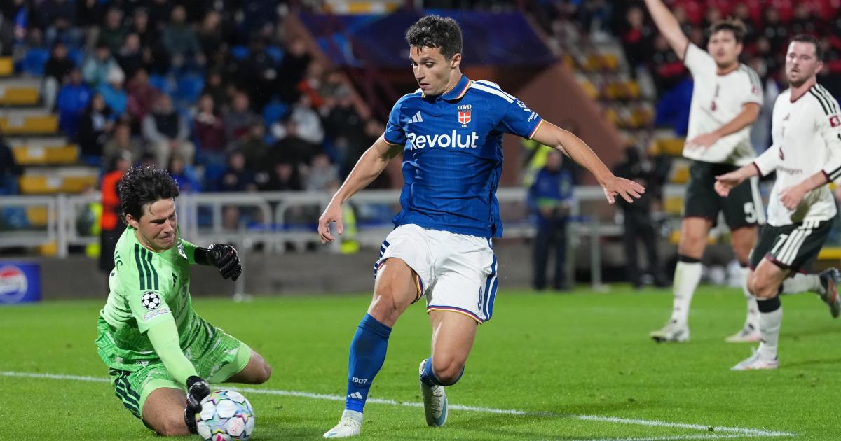 Ο Δουβίκας σκόραρε στο 4-1 της Κόμο επί της Μάντσεστερ Γιουνάιτεντ