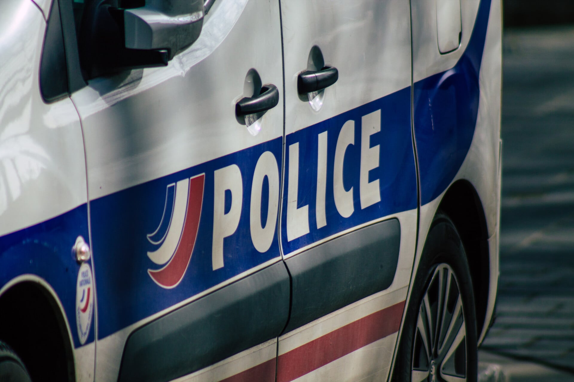 Γαλλία: Ένας νεκρός και τουλάχιστον τέσσερις τραυματίες από πυροβολισμούς σε προάστια του Παρισιού — Συνελήφθη ο δράστης