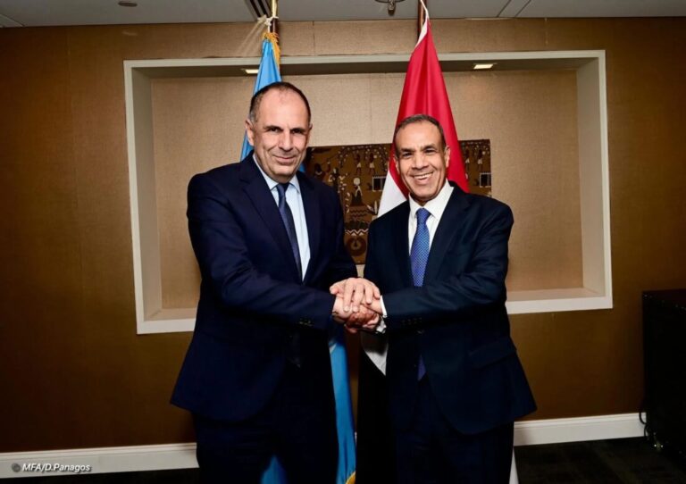 Γεραπετρίτης – Αμπντελατί: Συζητήσεις για επέκταση της συμφωνίας ΑΟΖ