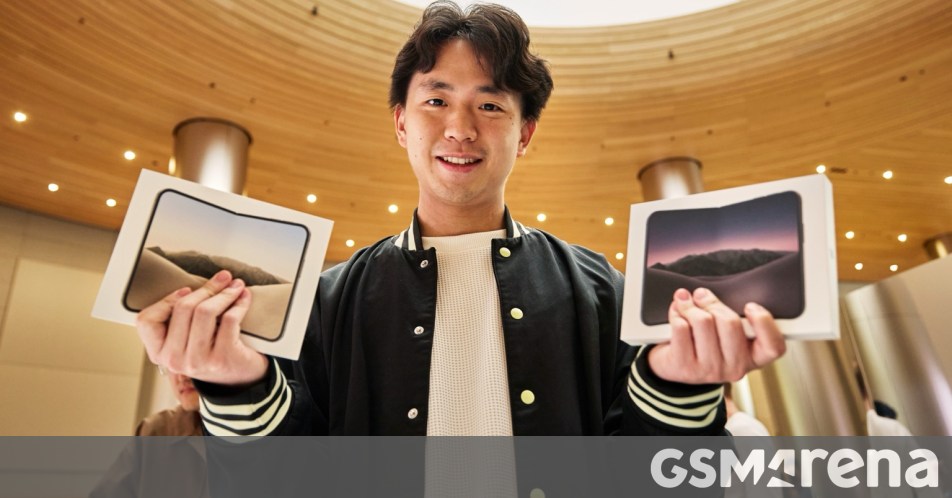iPhone Duo: Κυκλοφόρησε με περιορισμένο απόθεμα και αποστολές τον Ιανουάριο