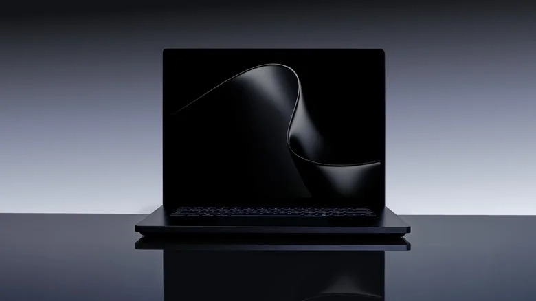 Microsoft και Nvidia στη Σαν Φρανσίσκο: όλα τα μάτια στο Surface Laptop Ultra