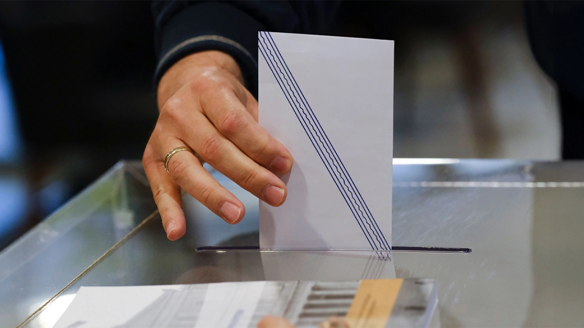 ΝΔ 30%, ΕΛ.ΑΣ. 16,5% και ΠΑΣΟΚ 13% σύμφωνα με τη δημοσκόπηση Pulse