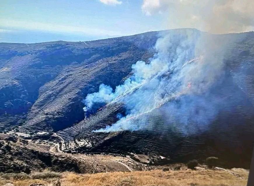 Φωτιά σε δασική έκταση στην Κέα – Επιχειρούν δύο αεροσκάφη
