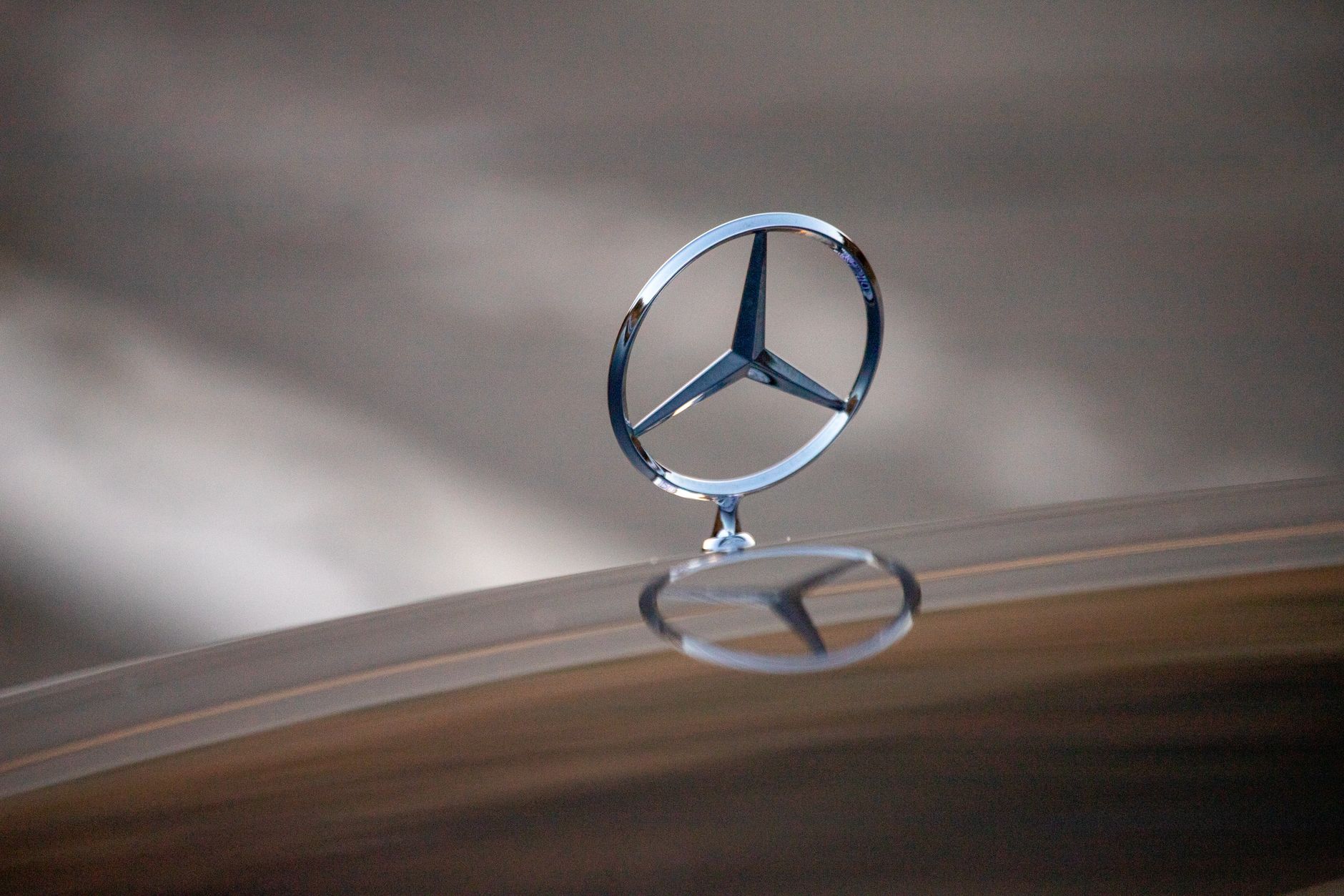 Mercedes-Benz, U.S. Steel και Eli Lilly: Επενδύσεις δισεκατομμυρίων στις ΗΠΑ