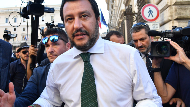 Ο Σαλβίνι επανεξελέγη στη Λέγκα: «Η Ιταλία δεν μπορεί να στέλνει όπλα στην Ουκρανία»