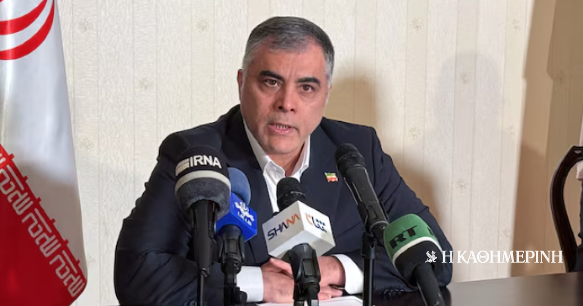 Ιράν: Παραίτηση του υπουργού Πετρελαίου Πακνετζάντ εν μέσω κρίσης καυσίμων