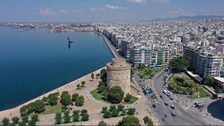 Μπλακ άουτ στο κέντρο της Θεσσαλονίκης από βλάβη στο δίκτυο υψηλής τάσης