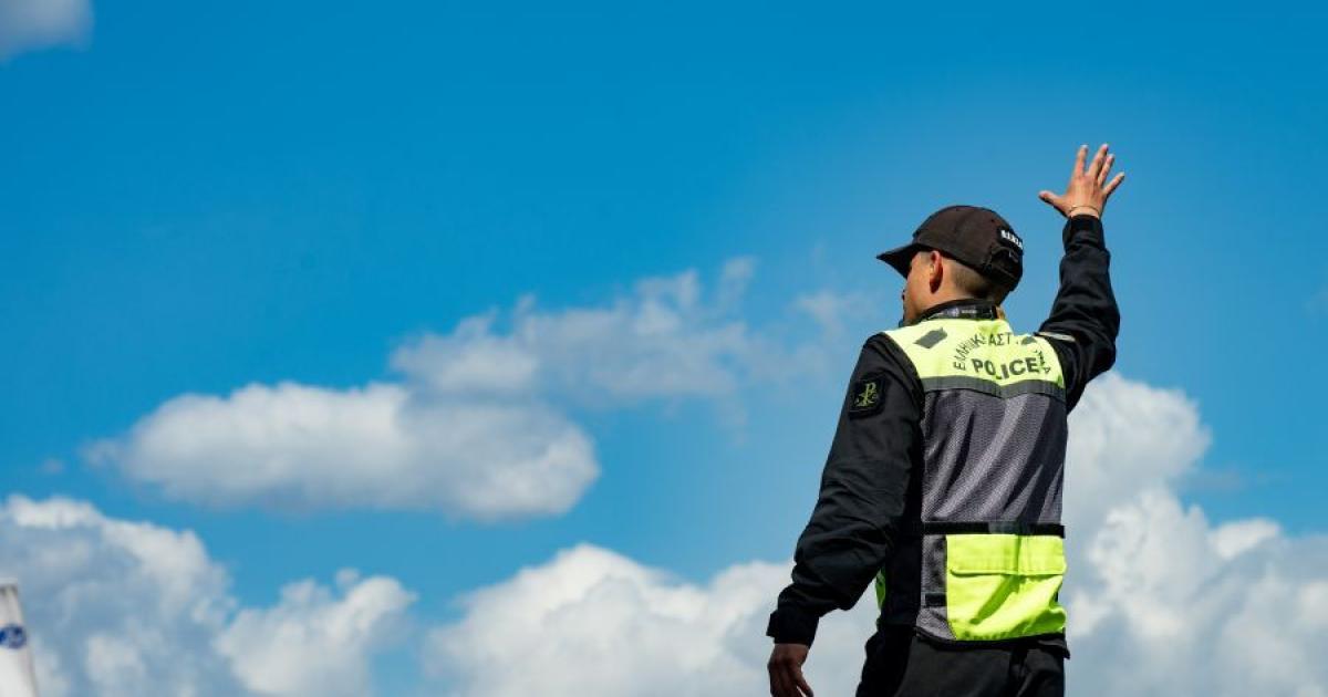Αυξημένοι έλεγχοι Τροχαίας και απαγόρευση φορτηγών για την 28η Οκτωβρίου